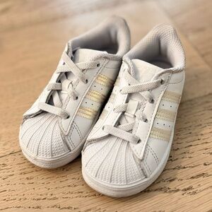 Adidas Toddler sneaker